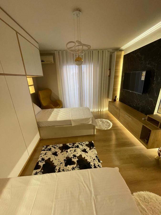 Superior 2Br Apartment Тирана Екстериор снимка
